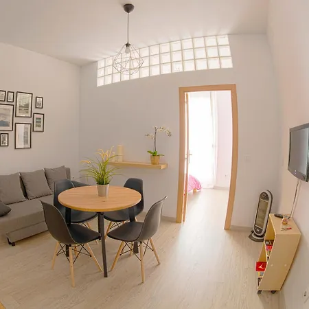 Carmen Coronada Apartment Cadiz